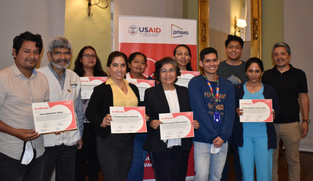 Participantes de taller comunicación de riesgo