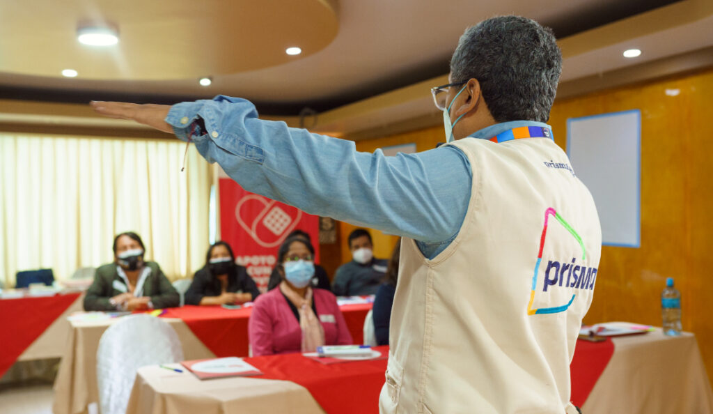 Facilitador de comunicación Edgar Alfaro - Prisma ONG