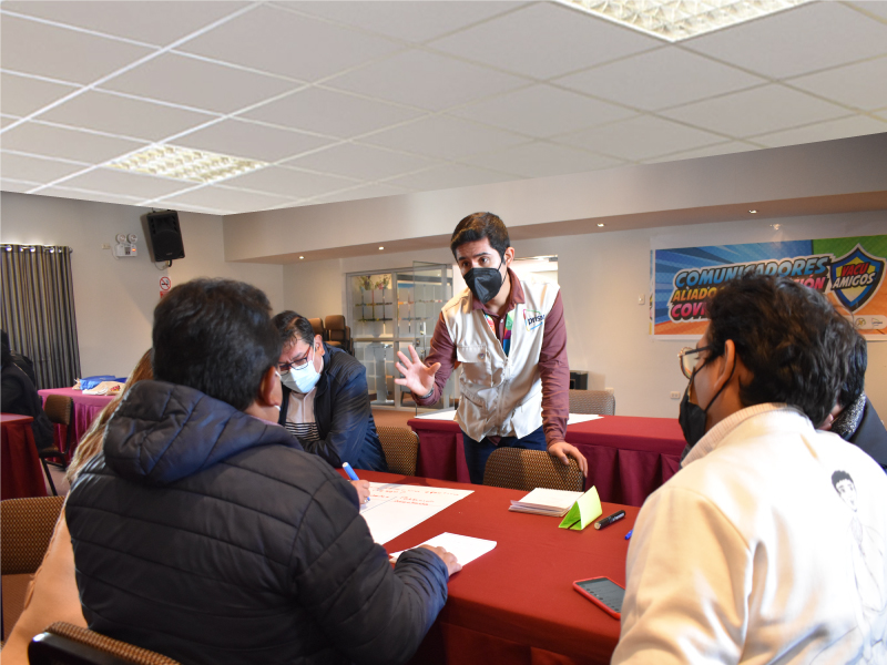 Facilitador de comunicación Brayan Silva - Prisma ONG