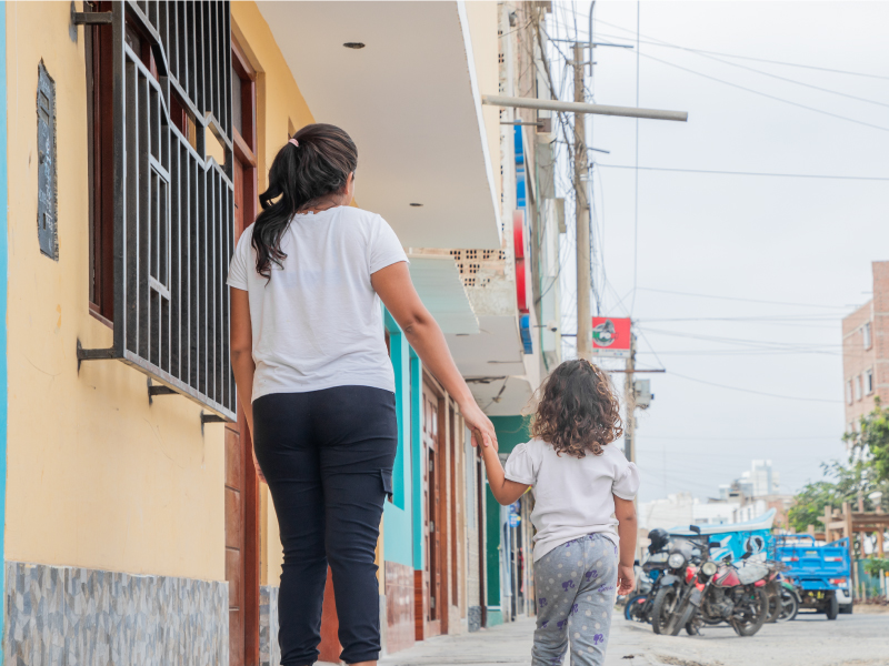 historia migrante mujer ayuda humanitaria ONG Prisma salud Marleys