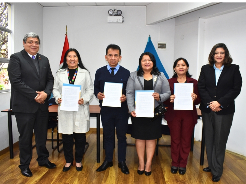 Innovación educativa - prisma FONDEP