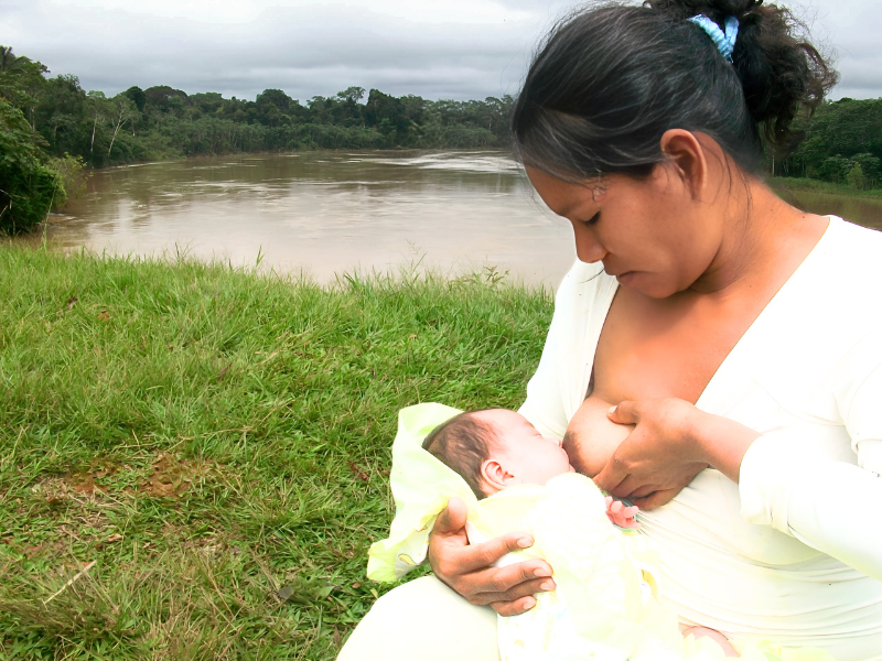 Lactancia materna selva - Prisma ONG