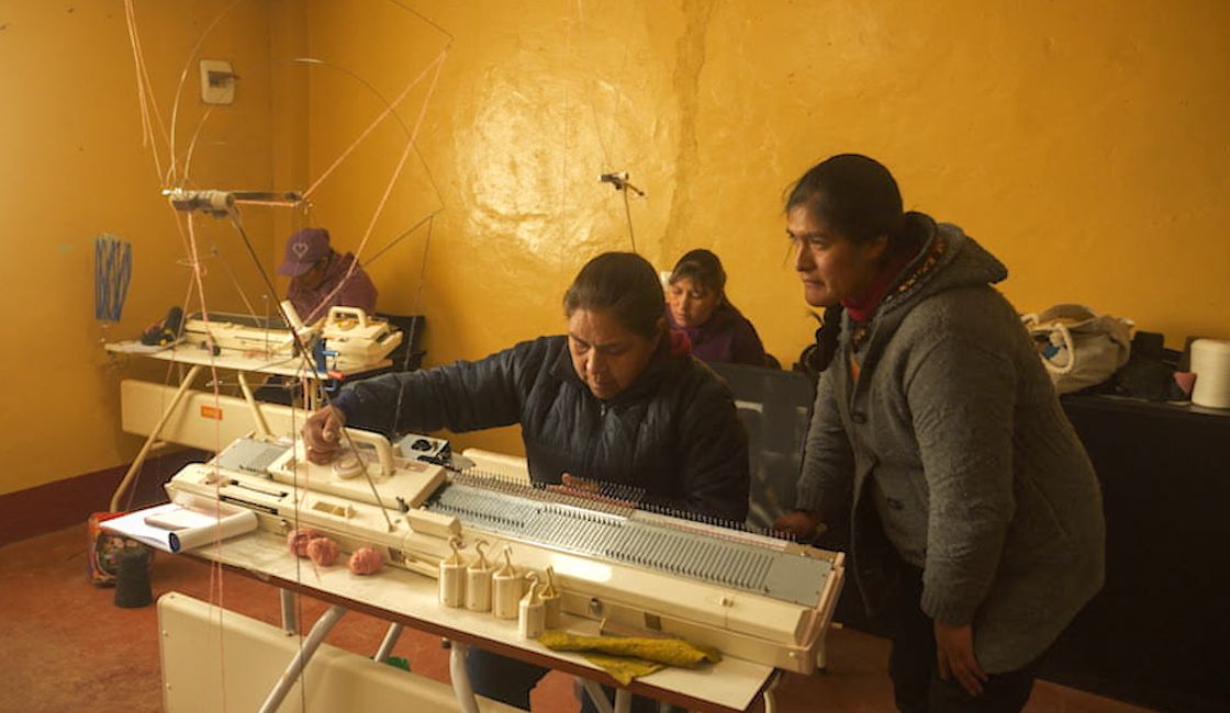 Madre andina emprendedora Prisma ONG