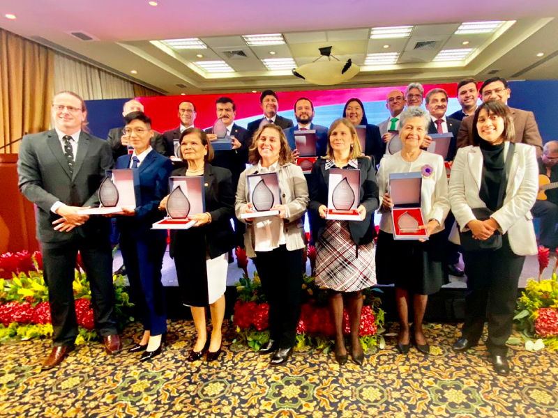 PREMIO A LA INVESTIGACIÓN CIENTÍFICA SCOPUS - CONCYTEC