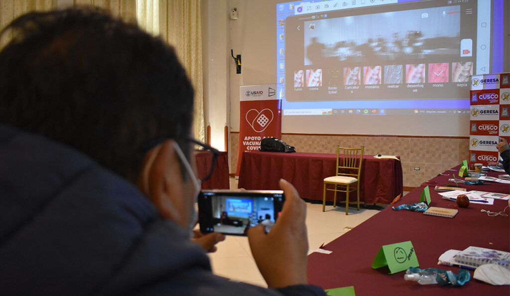 Taller de transmisiones en vivo - Prisma ONG