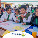 Estudiantes de Sechura trabajando en dinámicas grupales en el Proyecto SEC YURAC